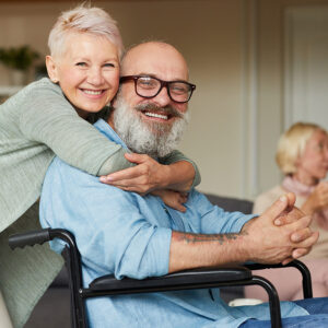 Senior loving couple 7gqafkn2.jpg